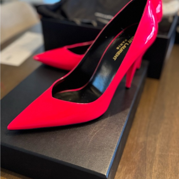 Saint Laurent Vibrant Pink Heels - Picture 1 of 6